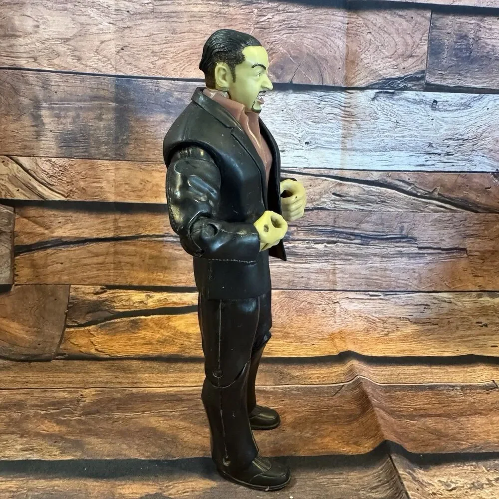 2004 WWE Armando Estrada Suited Action Figure Jakks Pacific Manager Vintage RA